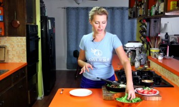 Chicken Fajita Salad – Healthy Dinner Recipe