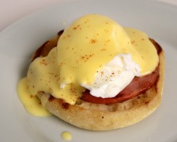Eggs Benedict Recipe – Laura Vitale – Laura in the Kitchen Episode 387