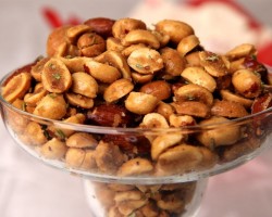 Holiday Spiced Nuts – Laura Vitale – Laura in the Kitchen Ep 257