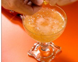 How To Make a Champagne Cocktail – Easy Cocktail Recipe