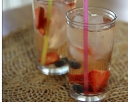 How To Make Sangria – White or Red Sangria Recipe