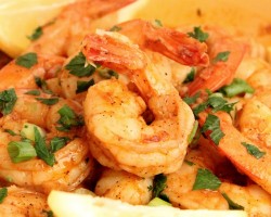New Orleans Style Shrimp Recipe – Laura Vitale – Laura in the Kitchen Episode