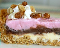 Ice Cream Pie |  Hilah Cooking