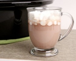 Crock Pot Hot Chocolate – Laura Vitale – Laura in the Kitchen Episode 1003